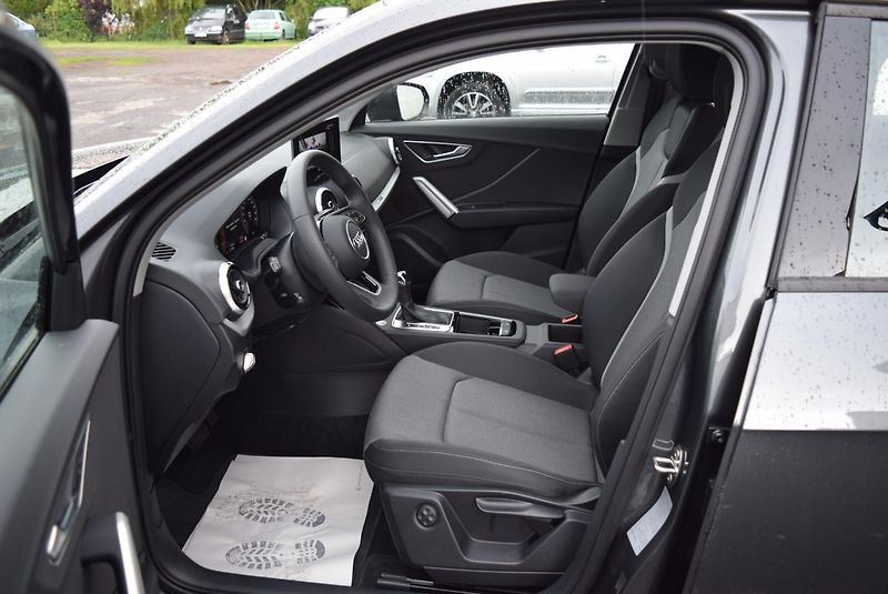 Audi Q2 (2025) 1.5TSI 110kw 35TFSI S-LINE NAV - fotka 21 z 46