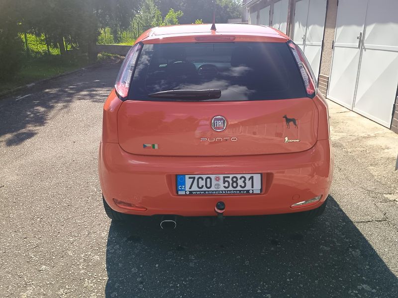Fiat Punto (2014)  sada zimních ALU kol - fotka 4 z 16