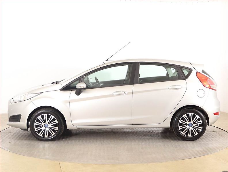 Ford Fiesta (2016) 1.0 i, Park. senzory - fotka 3 z 16