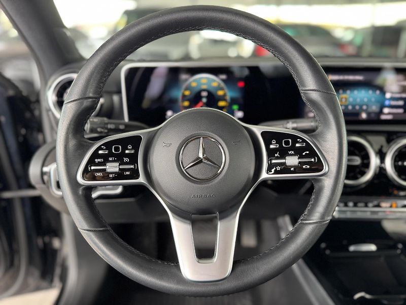 Mercedes-Benz Třídy A 200 Aut*120kW*LED*REZERVACE! - fotka 24 z 35