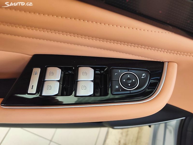 BAIC X7 1.5T 130kW AT All in - fotka 15 z 24