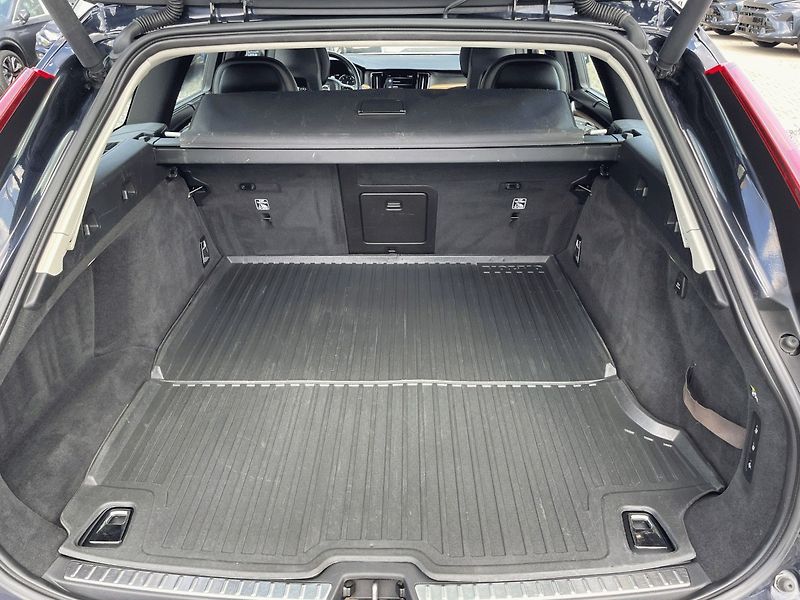 Volvo V90 (2016) 2.0 T5,187kW,Inscription,DPH - fotka 9 z 51