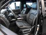 Dodge RAM (2025) 5.7 V8 Laramie 6 LIFT LPG - náhled 17