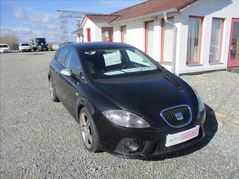 Seat Leon 1,9 TDI FR, aut. klima, 125kw, - fotografie inzerátu