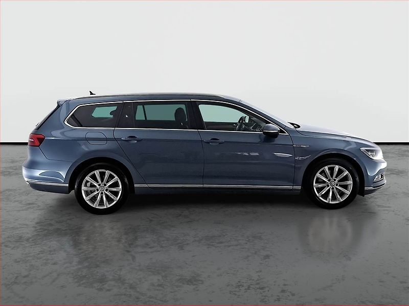 Volkswagen Passat (2018) Highline 2.0 TDI, 4X4 - fotka 6 z 26