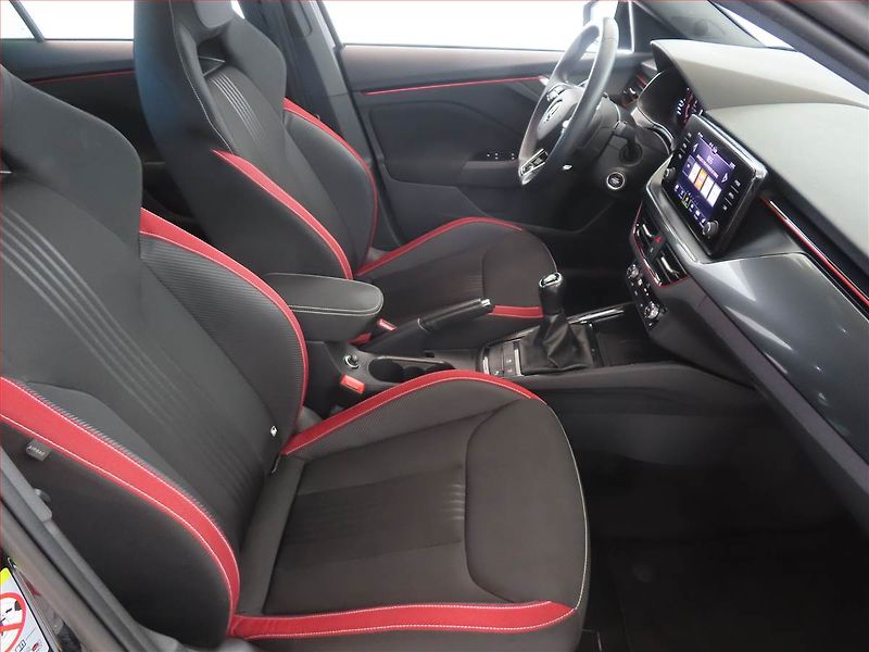 Škoda Kamiq (2023) Monte Carlo 1.5 TSI - fotka 9 z 15