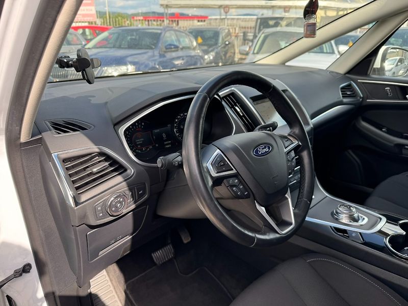 Ford S-MAX (2019) 4X4 2,0 TDCI 140KW TAŽNÉ DPH - fotka 14 z 41