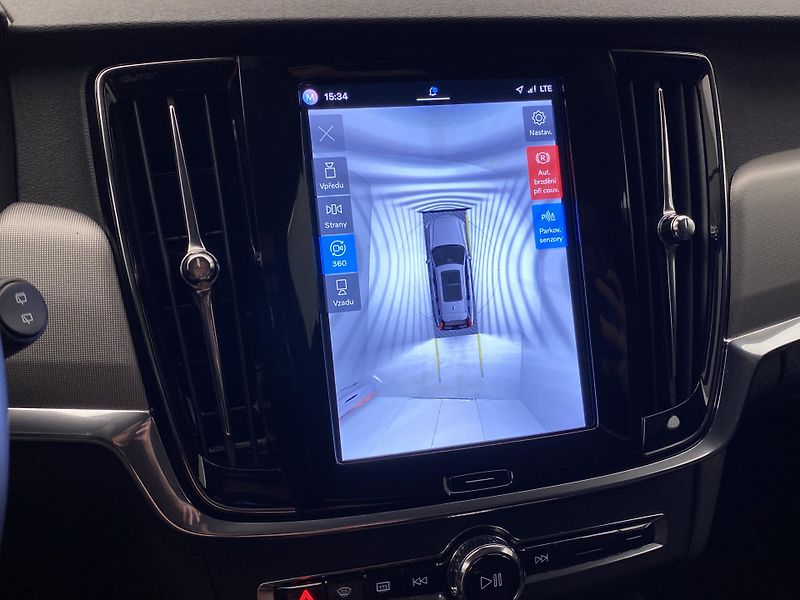 Volvo V90 T6 AWD PLUG-IN DARK PLUS AUT - fotka 58 z 59