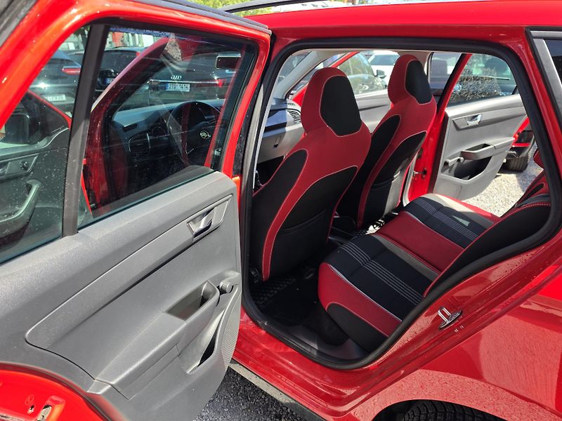 Škoda Fabia 1.2 TSI Monte Carlo Panorama  - fotka 8 z 15