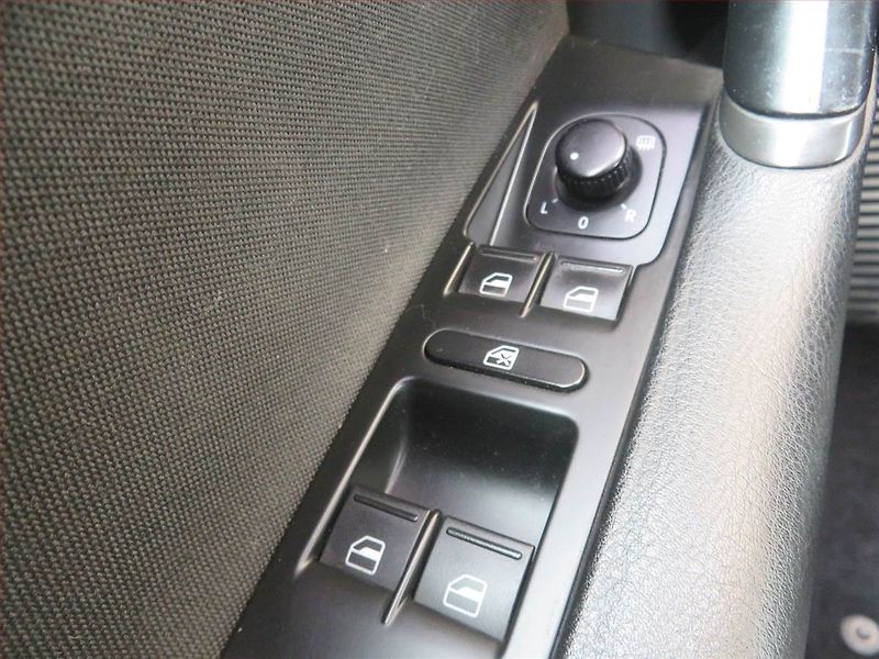 Volkswagen Passat (2013) Alltrack 2.0 TDI, 4X4 - fotka 17 z 17