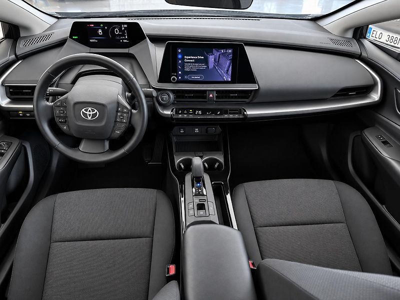 Toyota Prius (2024) - fotka 14 z 21