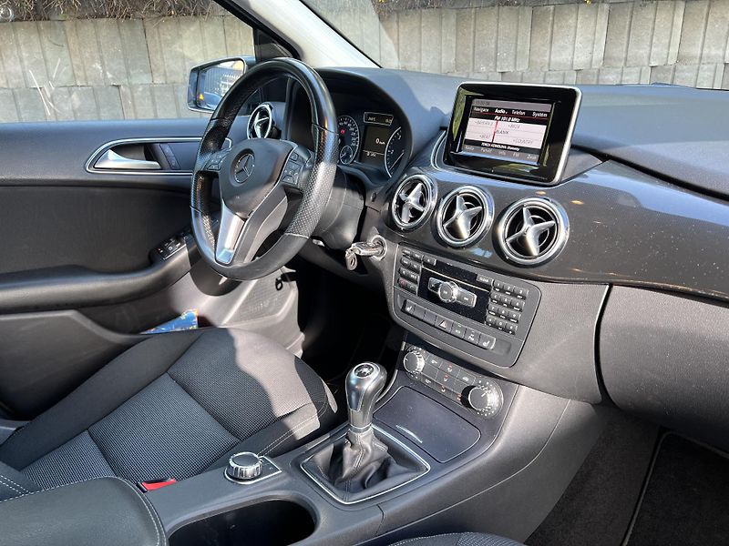 Mercedes-Benz Třídy B B 180 CDi 80 kW 2.MAJITEL - fotka 7 z 16