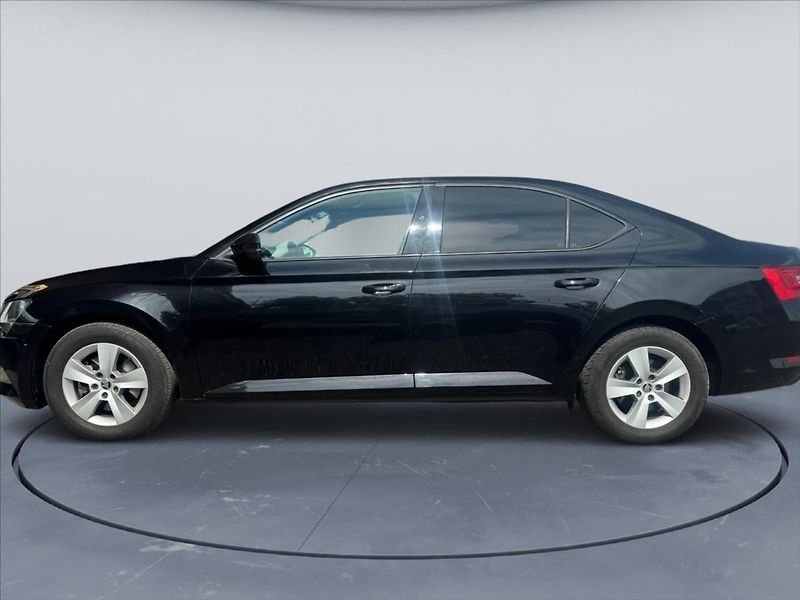 Škoda Superb 2,0 TDI, Automat - fotka 5 z 21