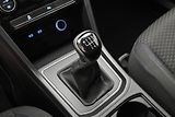 Volkswagen Touran 2,0 TDI 110kWTAŽNÉ LED Záruka - náhled 22