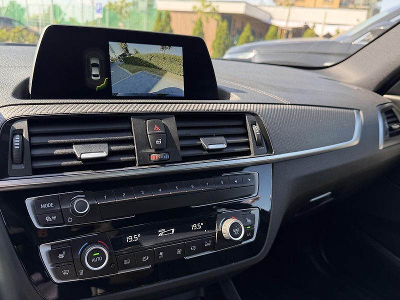 BMW Řada 2 (2020) M240i 250 kW xDrive  - fotka 19 z 22