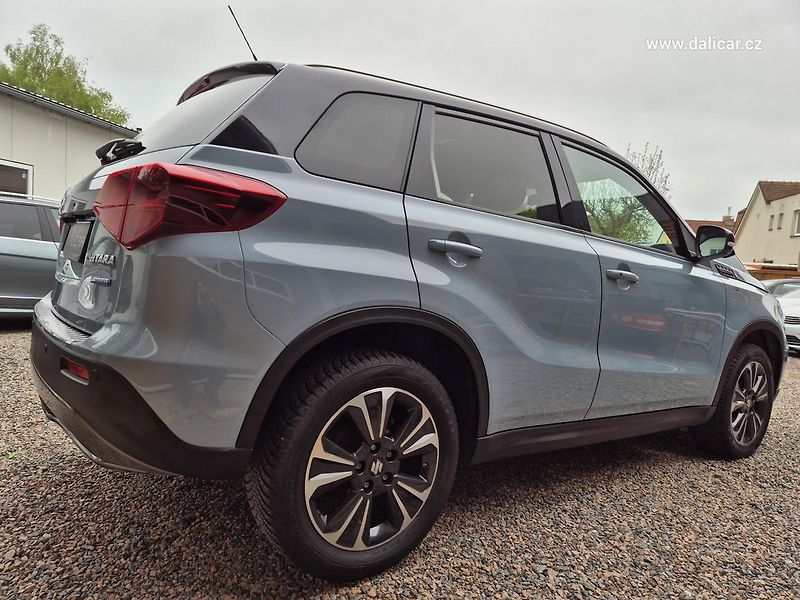 Suzuki Vitara (2021) 1.4i 95KW COMFORT Navi LED ACC - fotka 13 z 52