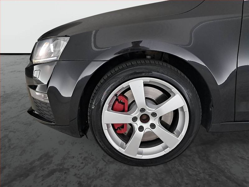 Škoda Octavia (2015) RS 2.0 TDI, Automat, Navi - fotka 15 z 24