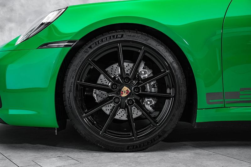 Porsche 911 T PDK Sport Chrono - fotka 2 z 23