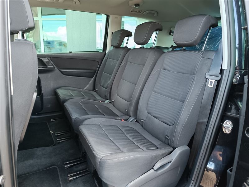 Seat Alhambra 1,4 TSi Style - fotka 10 z 22