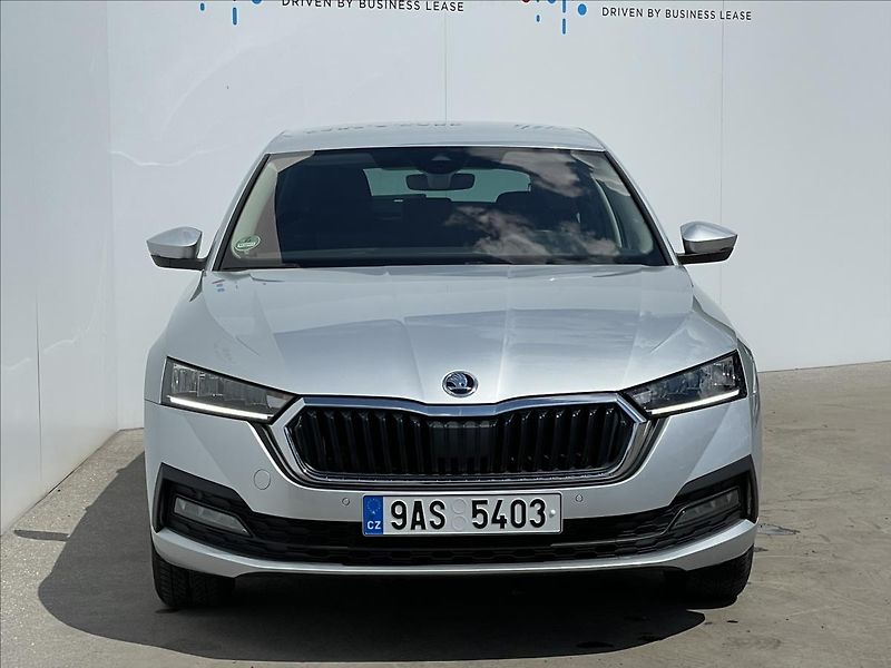 Škoda Octavia 1,5 TSI Ambition Plus KESSY - fotka 21 z 23