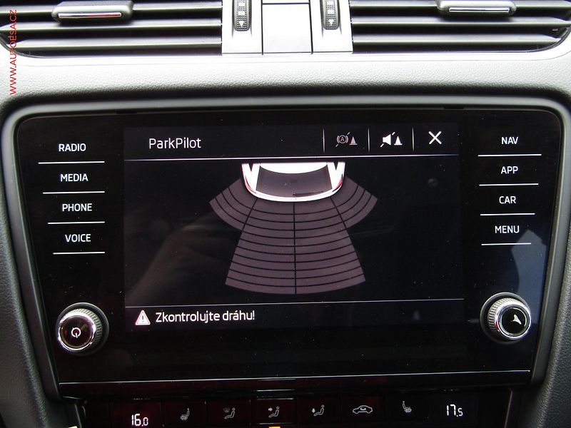 Škoda Octavia (2020) 2.0 TDi, Style, DSG - fotka 19 z 21
