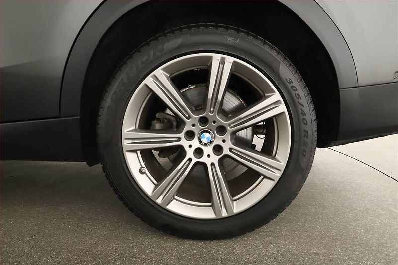 BMW X6 (2021) xDrive40d - fotka 13 z 21