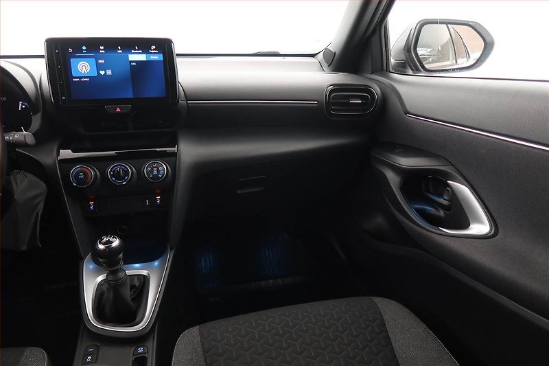 Toyota Yaris Cross (2022) Comfort 1.5 VVT-i - fotka 8 z 19