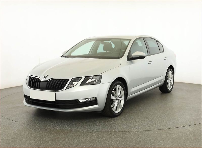 Škoda Octavia (2019) Ambition 1.6 TDI, Serv.kniha - fotka 2 z 19