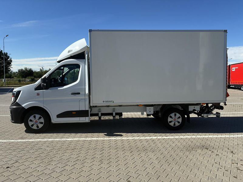 Renault Master (2026) SKŘÍŇ S ČELEM AUTOMAT 170k - fotka 2 z 44