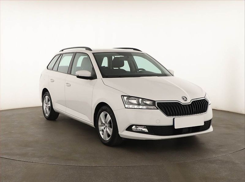 Škoda Fabia (2021) Ambition 1.0 TSI, ČR,1.maj - fotografie inzerátu