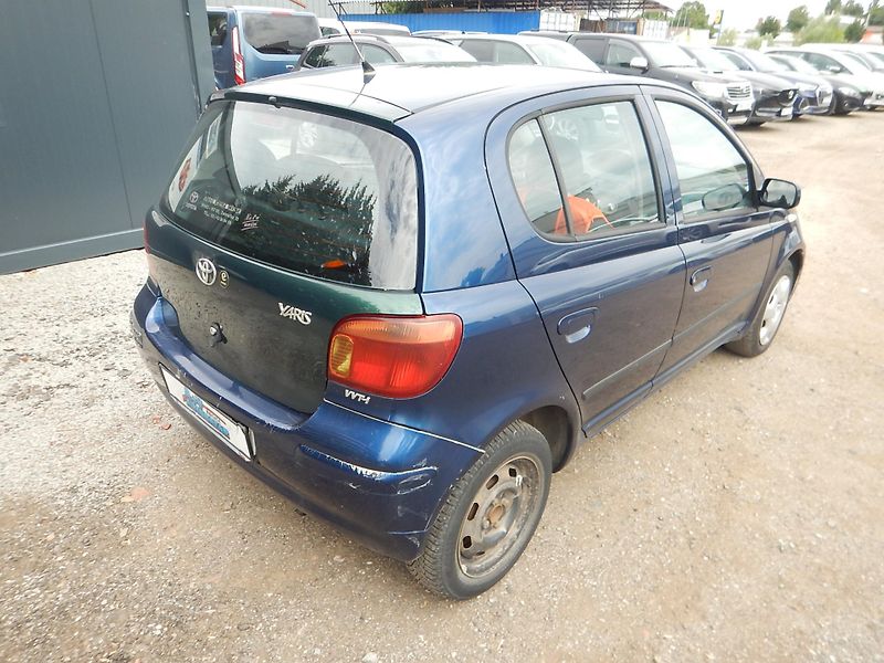 Toyota Yaris 1.0 VVTi, KLIMA - fotka 6 z 20