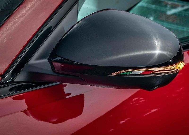 Alfa Romeo Tonale umí zaujmout. Jak vzhledem, tak jízdními vlastnostmi