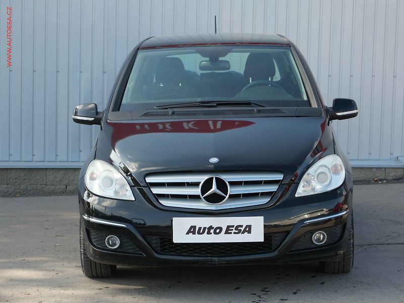 Mercedes-Benz Třídy B (2011) 1.5 B 160, ČR, AC - fotka 2 z 22