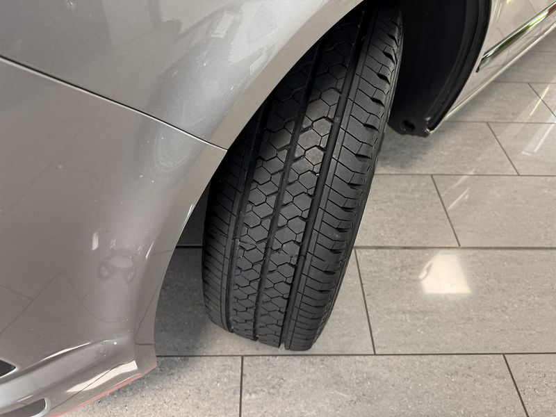 Volkswagen Multivan 2.0TDI Highline/4x4/DSG/Webast - fotka 38 z 46