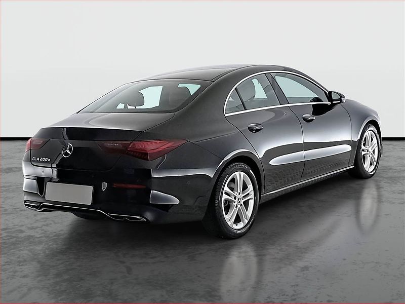 Mercedes-Benz CLA (2024) 200 d - fotka 5 z 19