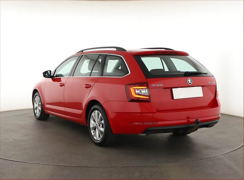 Škoda Octavia (2019) 1.5 TSI, ČR,1.maj, Tempomat - fotka 4 z 19