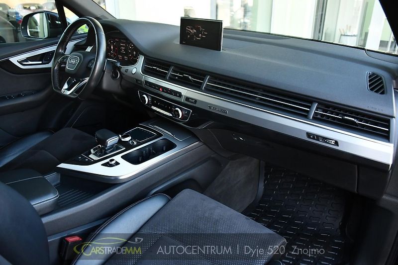 Audi Q7 3.0TDi Q. VZDUCH S-LINE 2xALU - fotka 16 z 60