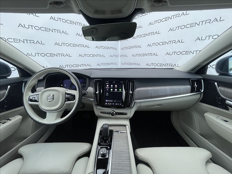 Volvo V90 2,0 i,145kW,MHEV core,STK 7/28 - fotka 22 z 28