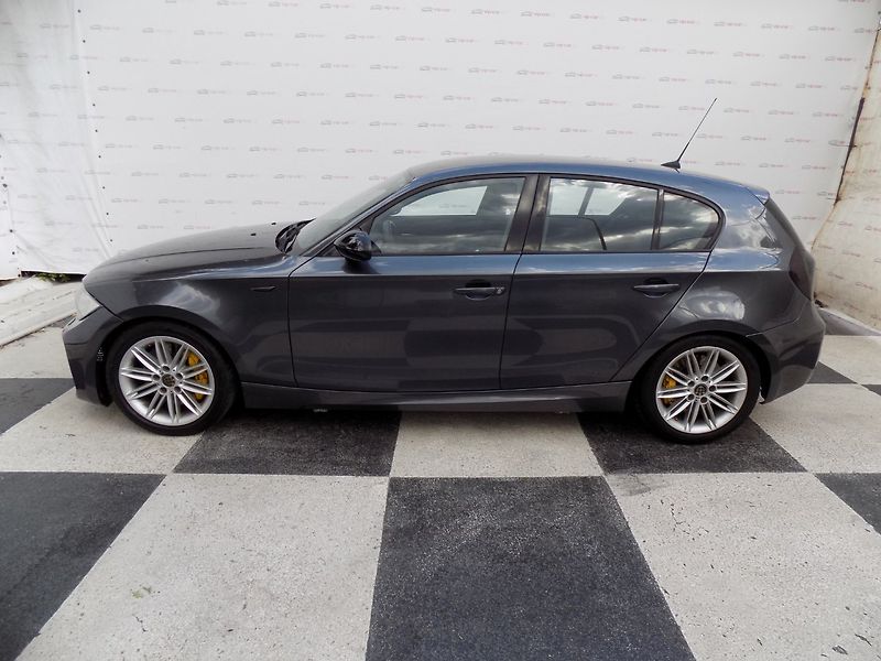 BMW Řada 1 (2006) 130i/M-Paket/NAVI/Bi-xenon/ - fotka 2 z 34