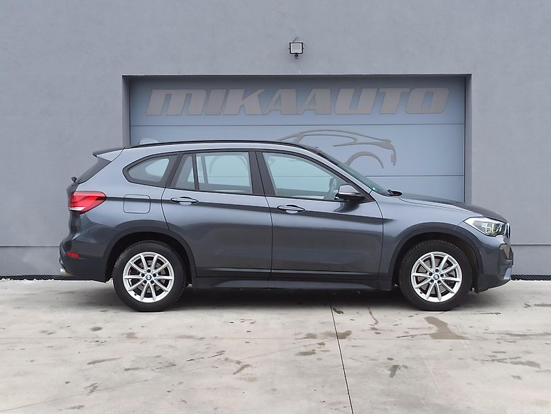 BMW X1 sDRIVE 20i 141kW ČR  - fotka 4 z 28