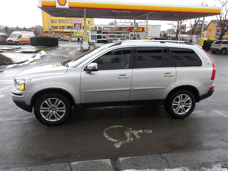 Volvo XC90 2,4D 2xPNEU ! - fotka 7 z 35