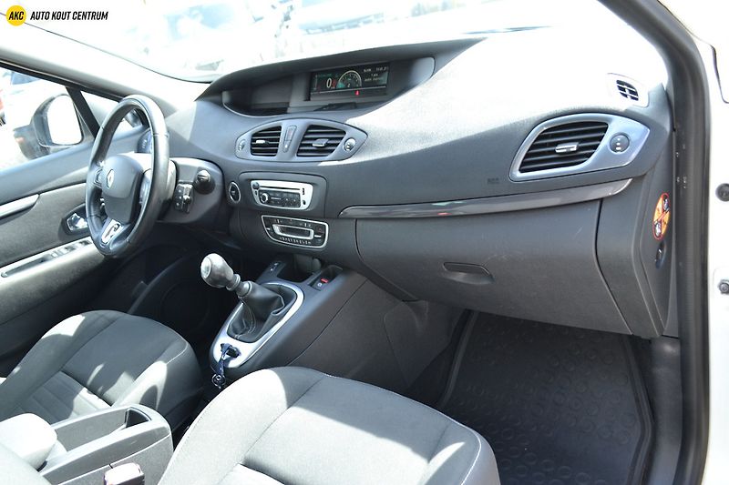 Renault Grand Scénic 1.5dCi - 81KW - fotka 15 z 54