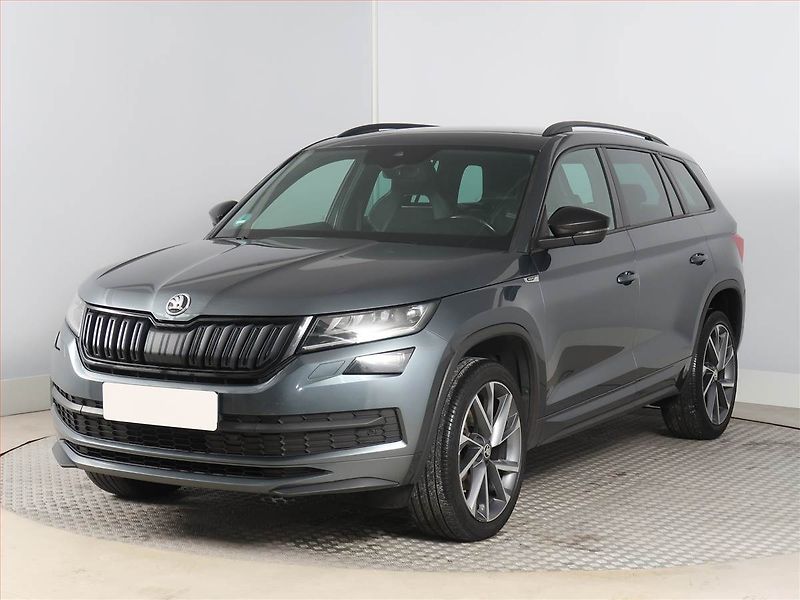 Škoda Kodiaq (2020) Sportline 2.0 TDI, Automat - fotka 2 z 19