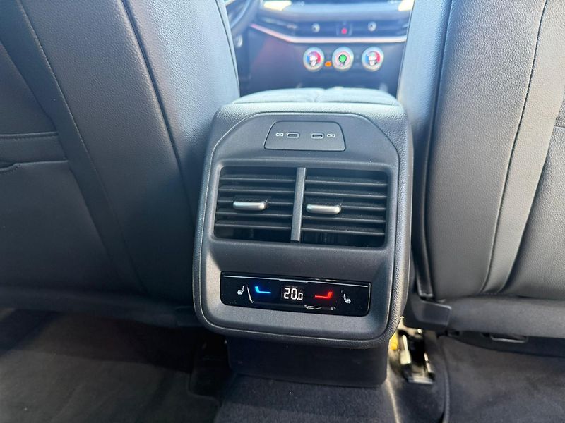 Škoda Superb Sportline 2.0 TDI 110kw DSG Co - fotka 23 z 25
