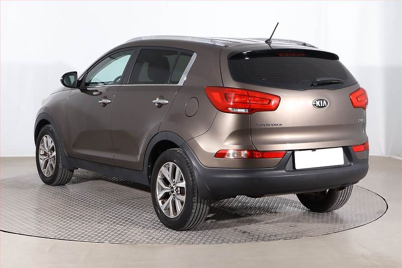 Kia Sportage (2015) 1.7 CRDi, Serv.kniha, Navi - fotka 4 z 24