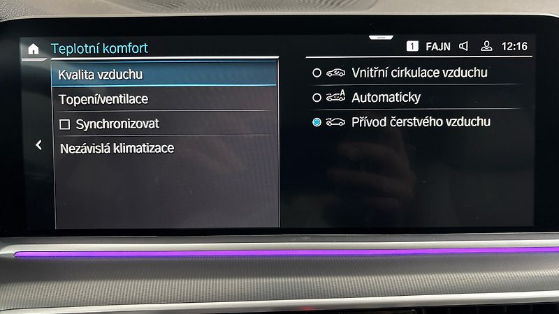 BMW X5 45e AUT xDrive - fotka 29 z 34
