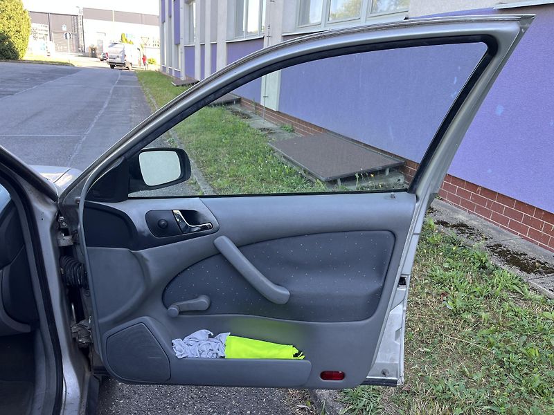 Škoda Octavia 1,9 TDI Combi Classic  - fotka 21 z 29