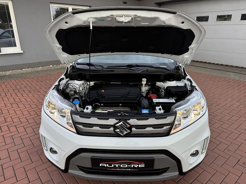 Suzuki Vitara (2017) 1.6iVVT Navi Digi Klima Kamera - fotka 34 z 50