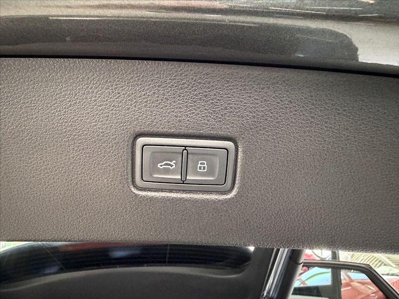 Audi Q5 2,0   Sportback TFSIe Plug-in- - fotka 22 z 26