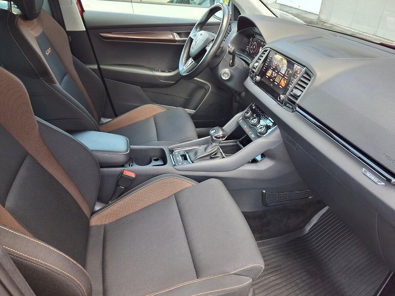 Škoda Karoq (2020) Scout DSG 4x4 2,0TDi 110kW - fotka 8 z 34
